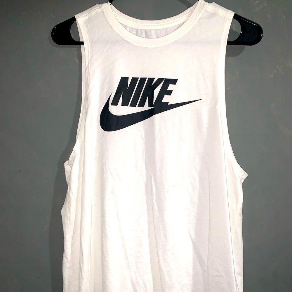 White Nike Tank Top, Never worn